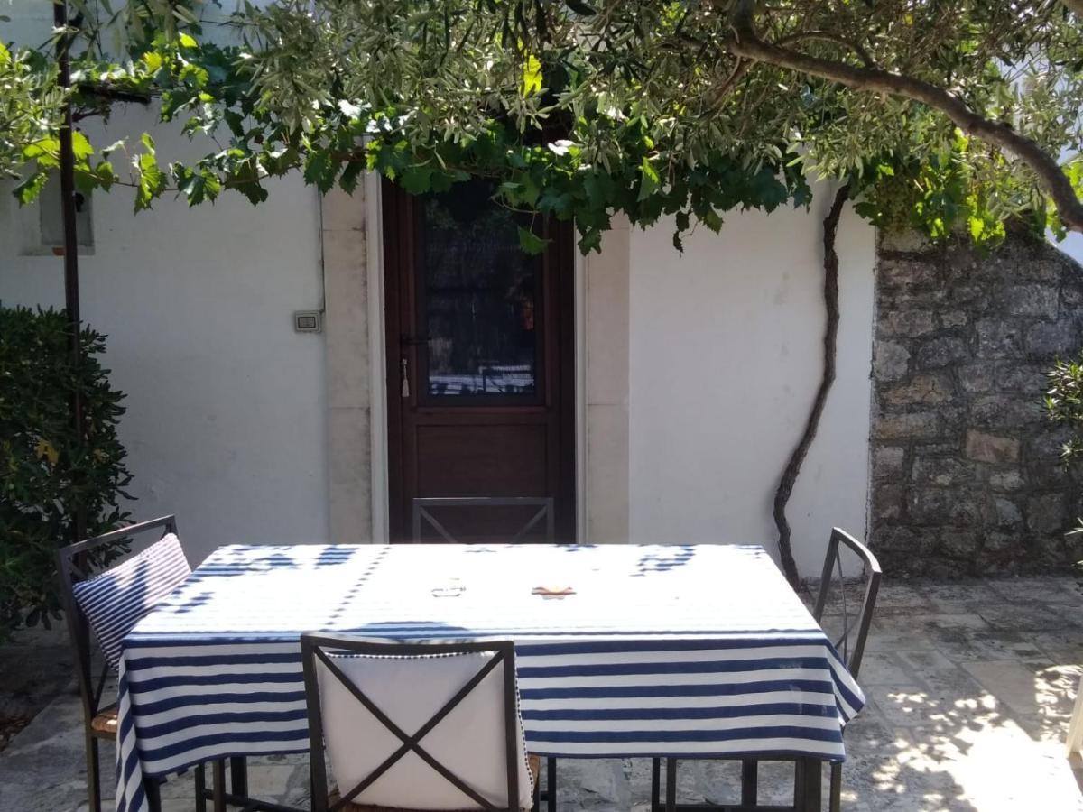 Trulli Colibri' Hébergement de vacances Locorotondo